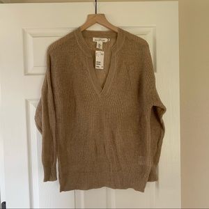H&M brown vneck sweater